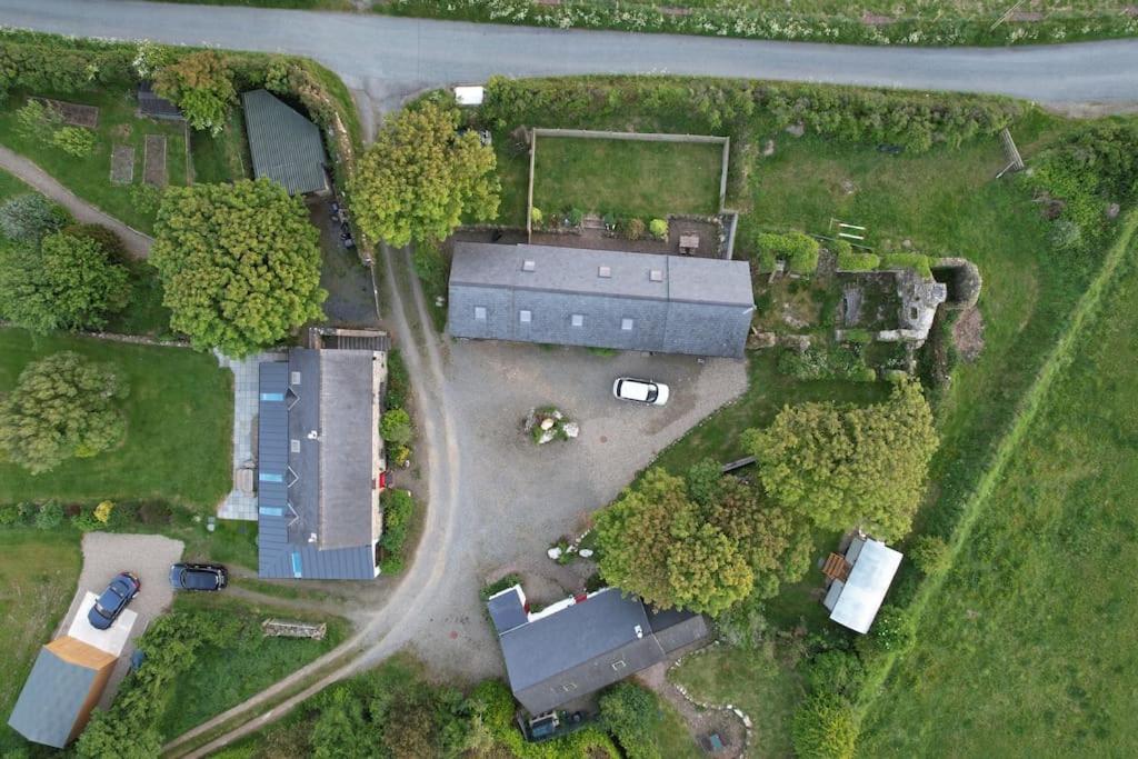 The Hut@Trefechan Wen - Coastal Coziness! Goodwick ภายนอก รูปภาพ